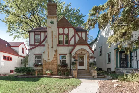 2250 Arthur St NE, Minneapolis, MN 55418