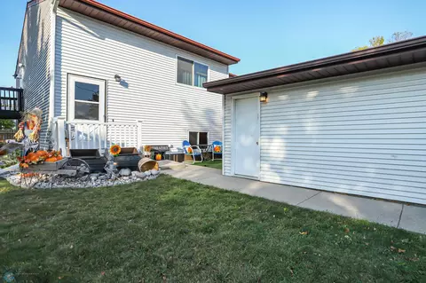 1707 25th Ave S, Fargo, ND 58103 photo 4