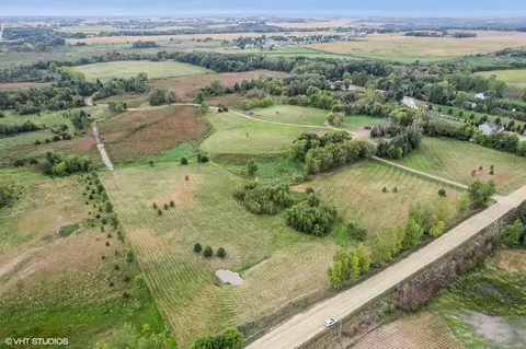 7745 230th St E, Lakeville, MN 55044