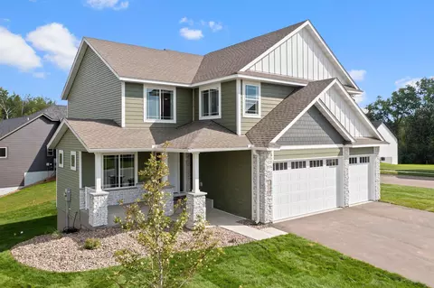 614 Westwood Dr, River Falls, WI 54022