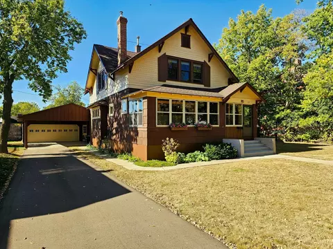 325 2nd St SW, Perham, MN 56573 photo 2