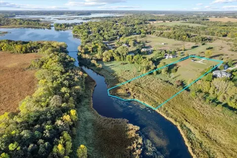 14714 Hidden River Dr, South Haven, MN 55382