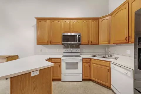 1356 S Trail Dr, Faribault, MN 55021 photo 13