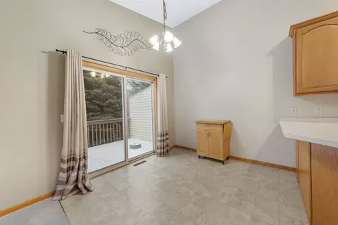 1356 S Trail Dr, Faribault, MN 55021 photo 10