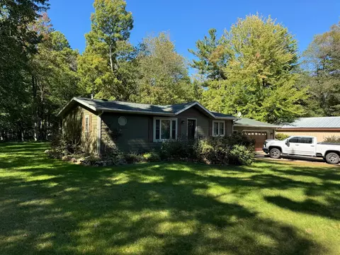 652 27 34 St, Chetek, WI 54728