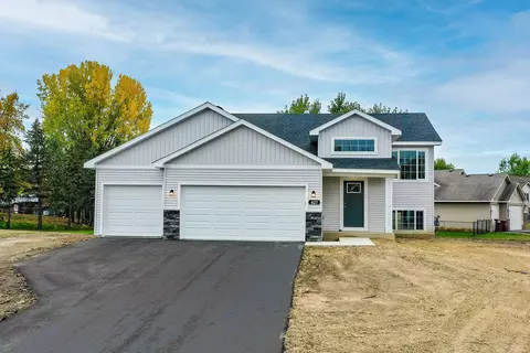 904 Brandenburg Ln, Waverly, MN 55390