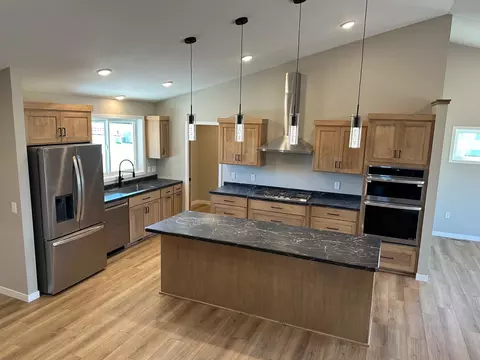 21 Meadow Ln, Cold Spring, MN 56320 photo 2