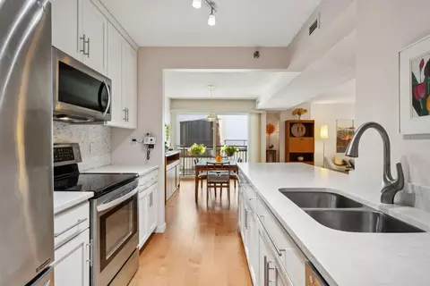 1225 Lasalle Ave #308, Minneapolis, MN 55403