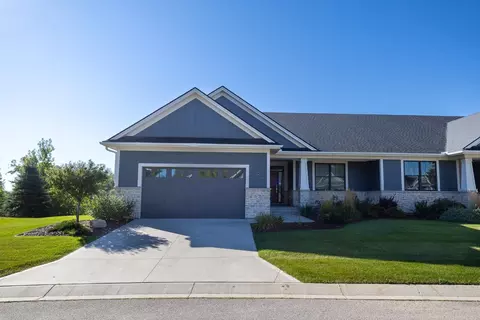 1176 Fox Hill Ct SW, Rochester, MN 55902