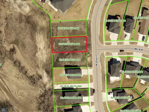 5456 11th St W, Fargo, ND 58078