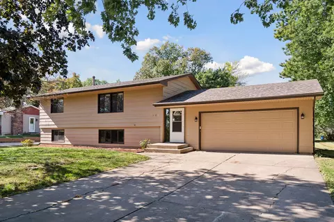 21590 Heath Ave N, Forest Lake, MN 55025