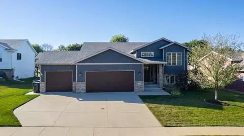 1102 9th St NW, Kasson, MN 55944