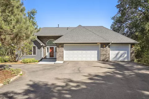 6085 Riviera Ln, Excelsior, MN 55331