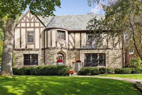 4507 Edina Blvd, Edina, MN 55424