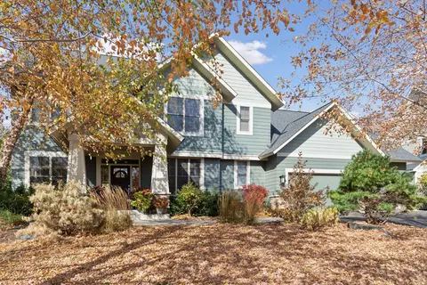 11054 Stonemill Farms Curv, Woodbury, MN 55129