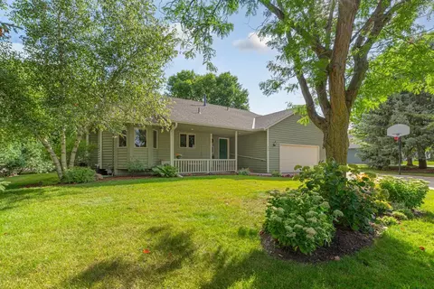 920 Aldrich Dr, Northfield, MN 55057