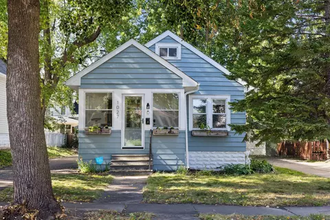 1027 Avon St N, Saint Paul, MN 55103