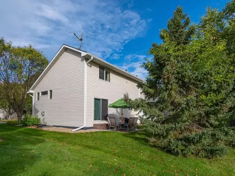 1663 Delaney Ln, Shakopee, MN 55379 photo 32