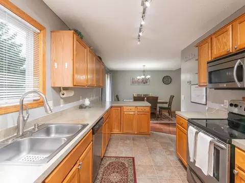 1663 Delaney Ln, Shakopee, MN 55379 photo 15