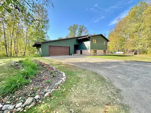 31617 Wakeman Bay Rd, Grand Rapids, MN 55744