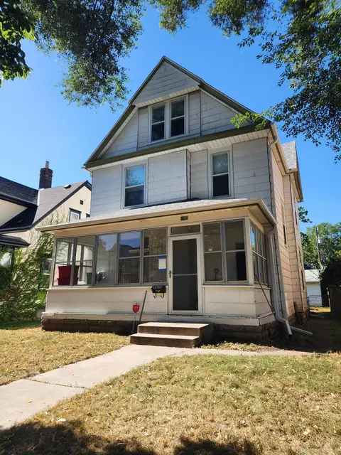 3430 10th Ave S, Minneapolis, MN 55407
