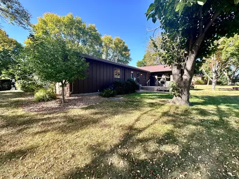 203 Deschepper Ct, Marshall, MN 56258 photo 34