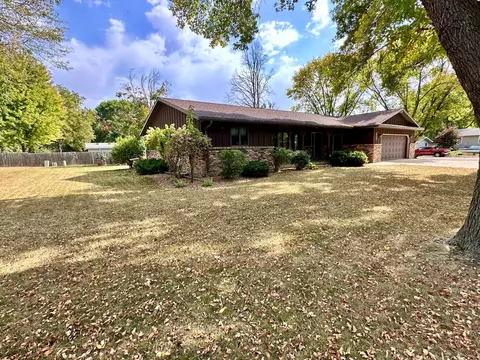 203 Deschepper Ct, Marshall, MN 56258 photo 32