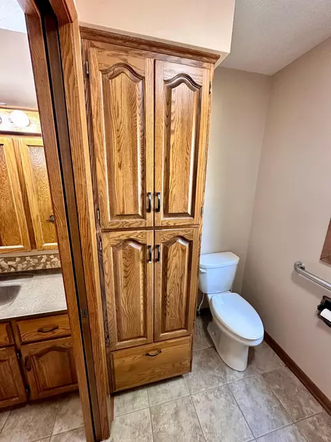 203 Deschepper Ct, Marshall, MN 56258 photo 12