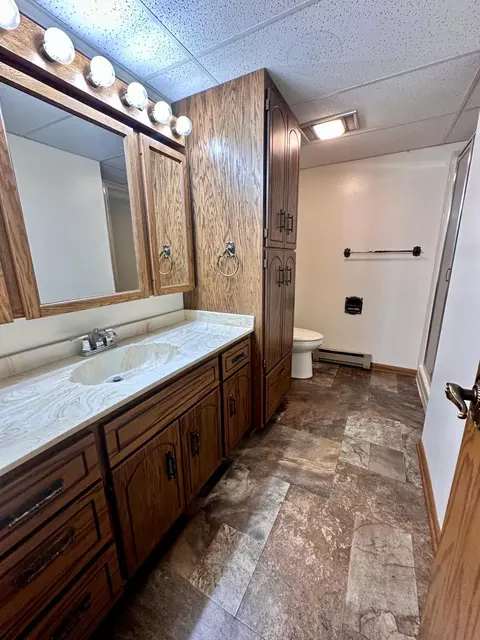 203 Deschepper Ct, Marshall, MN 56258 photo 25