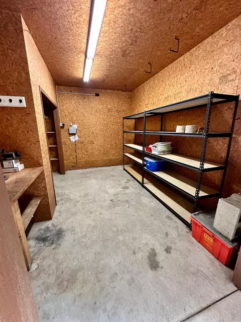 203 Deschepper Ct, Marshall, MN 56258 photo 31
