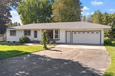 7095 Brian Dr, Centerville, MN 55038 photo 2