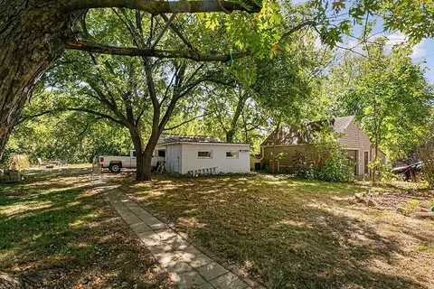 905 S Front St, Saint Peter, MN 56082 photo 21