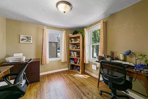 905 S Front St, Saint Peter, MN 56082 photo 9