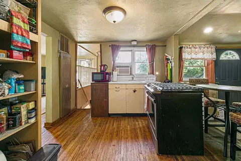905 S Front St, Saint Peter, MN 56082 photo 6