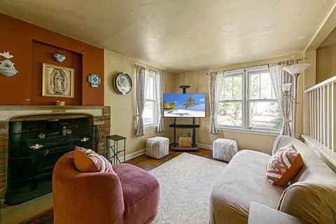 905 S Front St, Saint Peter, MN 56082 photo 4