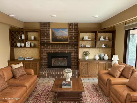 727 Torchwood Cir, New Brighton, MN 55112