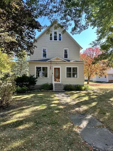 3325 Maple Ave, Slayton, MN 56172