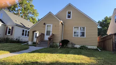 1738 Sherwood Ave, Saint Paul, MN 55106