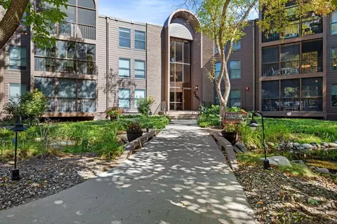 8441 Irwin Rd #311, Bloomington, MN 55437