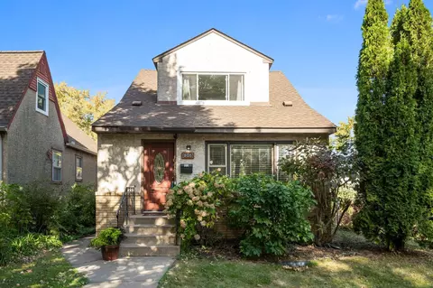 905 Clear Ave, Saint Paul, MN 55106