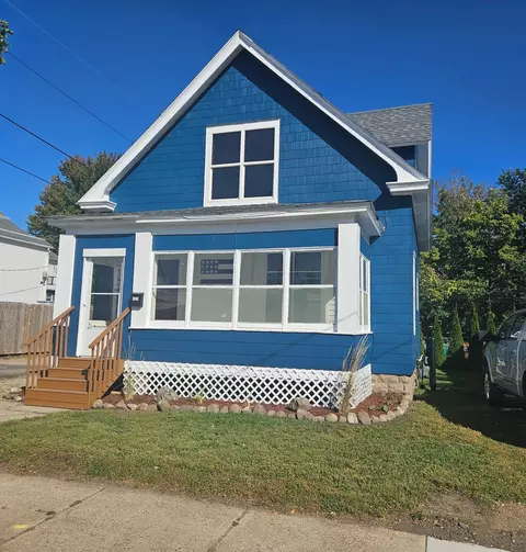 121 Elizabeth Ave, Albert Lea, MN 56007