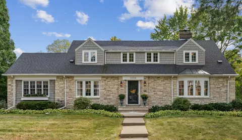 1306 Bohland Pl, Saint Paul, MN 55116