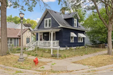 91 Cook Ave W, Saint Paul, MN 55117