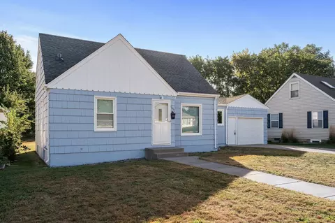 3255 Blackstone Ave, Saint Louis Park, MN 55416