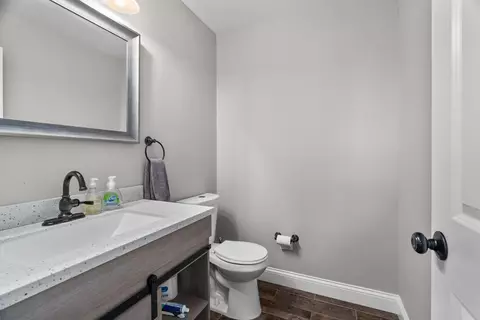 421 E 33rd St, Minneapolis, MN 55408 photo 18