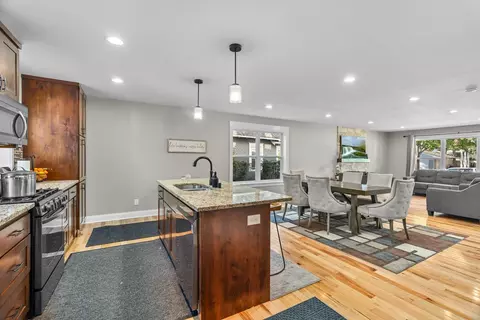 421 E 33rd St, Minneapolis, MN 55408 photo 14