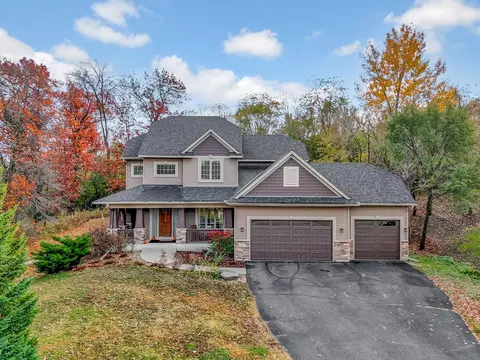 364 Toenjes Pl E, Maplewood, MN 55117