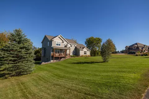 8830 Fitzpatrick Ln NW, Rochester, MN 55901
