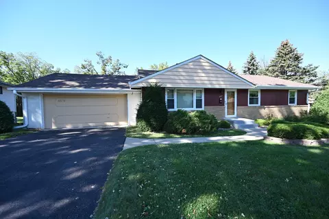 1085 Delaware Ave, Mendota Heights, MN 55118
