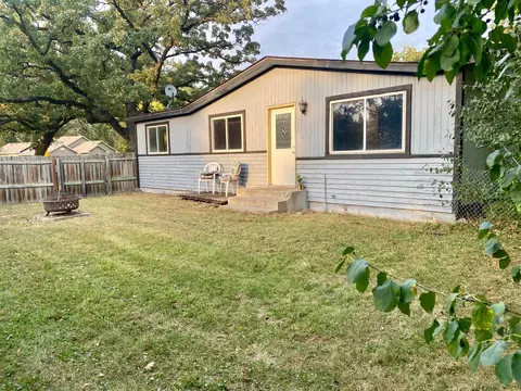 790 90th Ave NW, Coon Rapids, MN 55433
